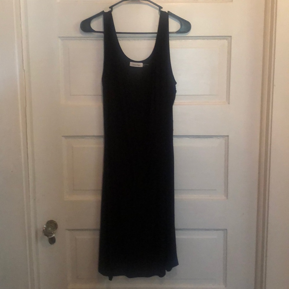 Sleeveless dress